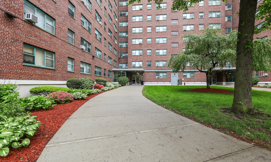Maple Gardens