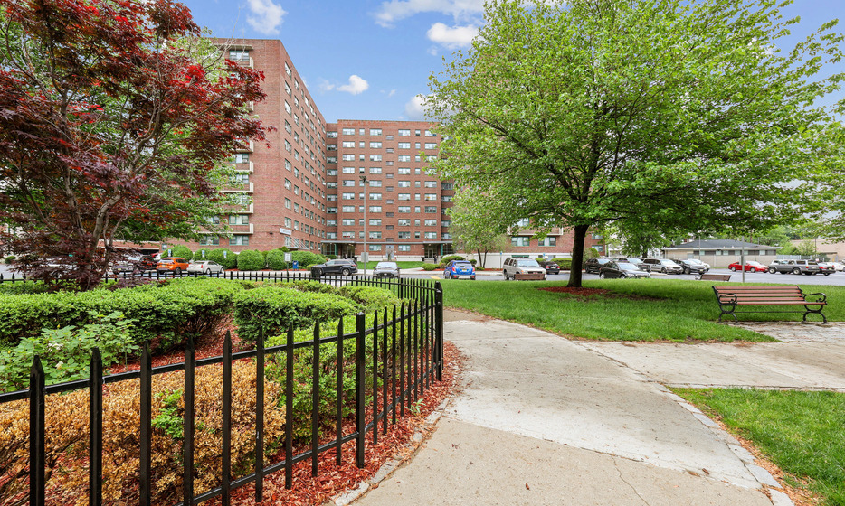 Maple Gardens